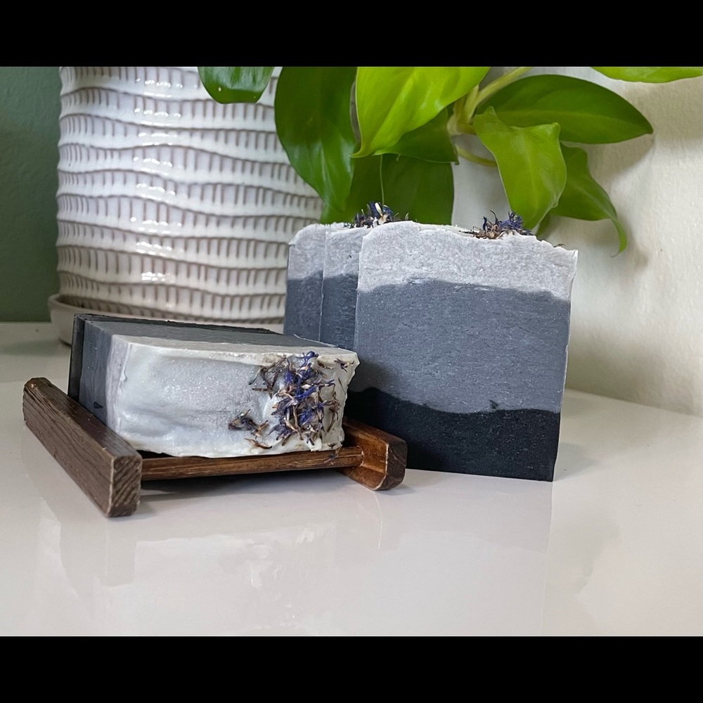 Handcrafted Soap 🧼 ~ Carbón Activado y Yogur ~ for Face ~ for Oily Skin